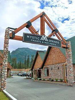 Chalet Mystic Springs & Hot Pools