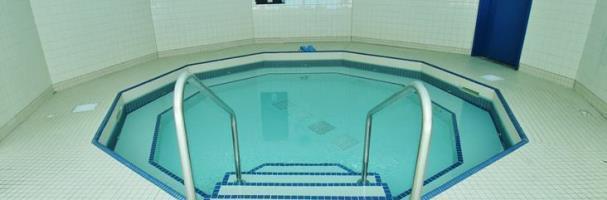 Mystic Springs & Hot Pools Chalet Canmore