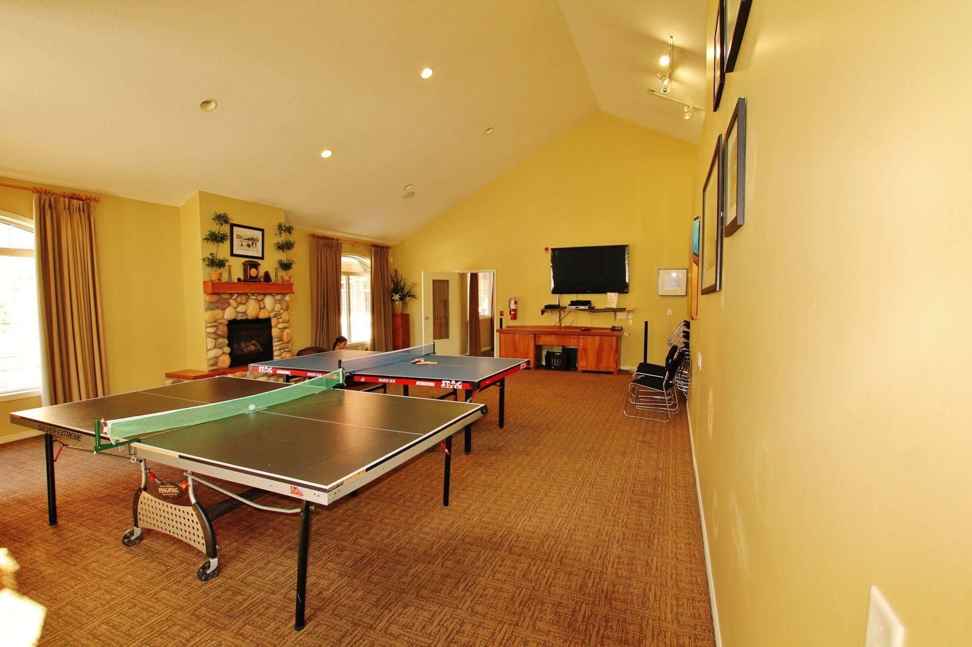 Chalet Mystic Springs & Hot Pools Canmore